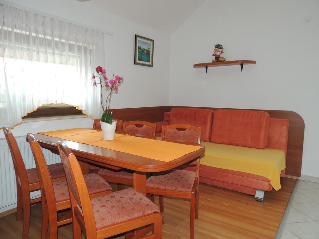 Apartments And Rooms Tavcar Bled Room photo