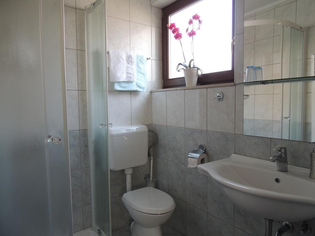 Apartments And Rooms Tavcar Bled Room photo